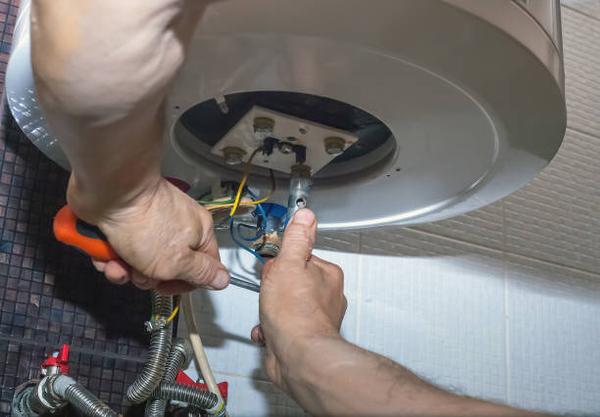 Tankless water heater repair services Livonia